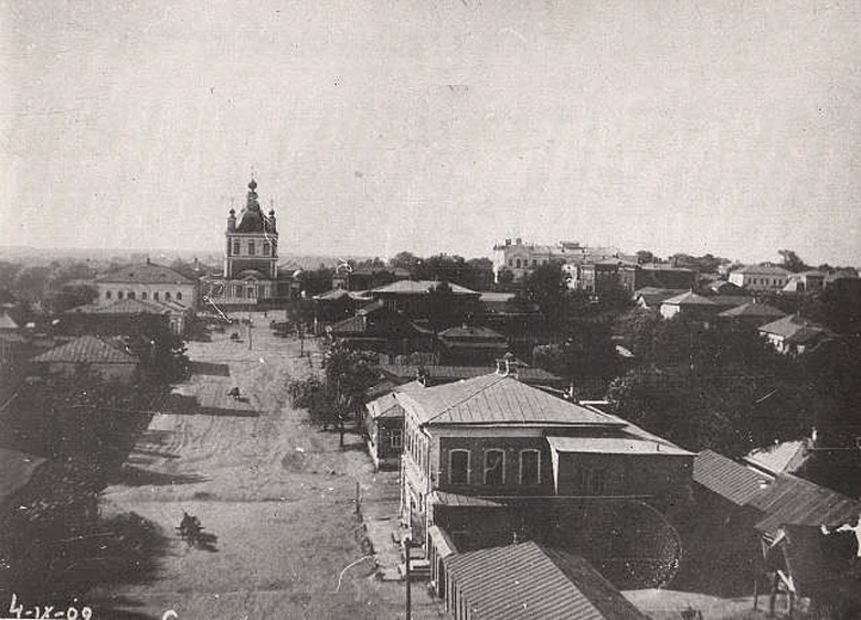 Вид на Успенский собор с востока, улица Большая, 4 сентября 1909, Рязанская губ., пос. Сапожок