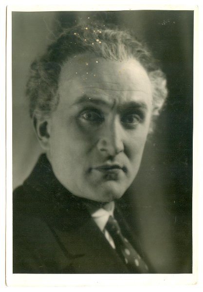 Геннадий Мичурин в роли Кельберга. Спектакль «Вступление», 1933 - 1937, г. Москва. 