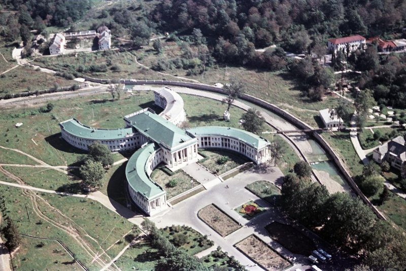 Ванное здание № 4 на Старой Мацесте, 1957 - 1958, Краснодарский край, г. Сочи
