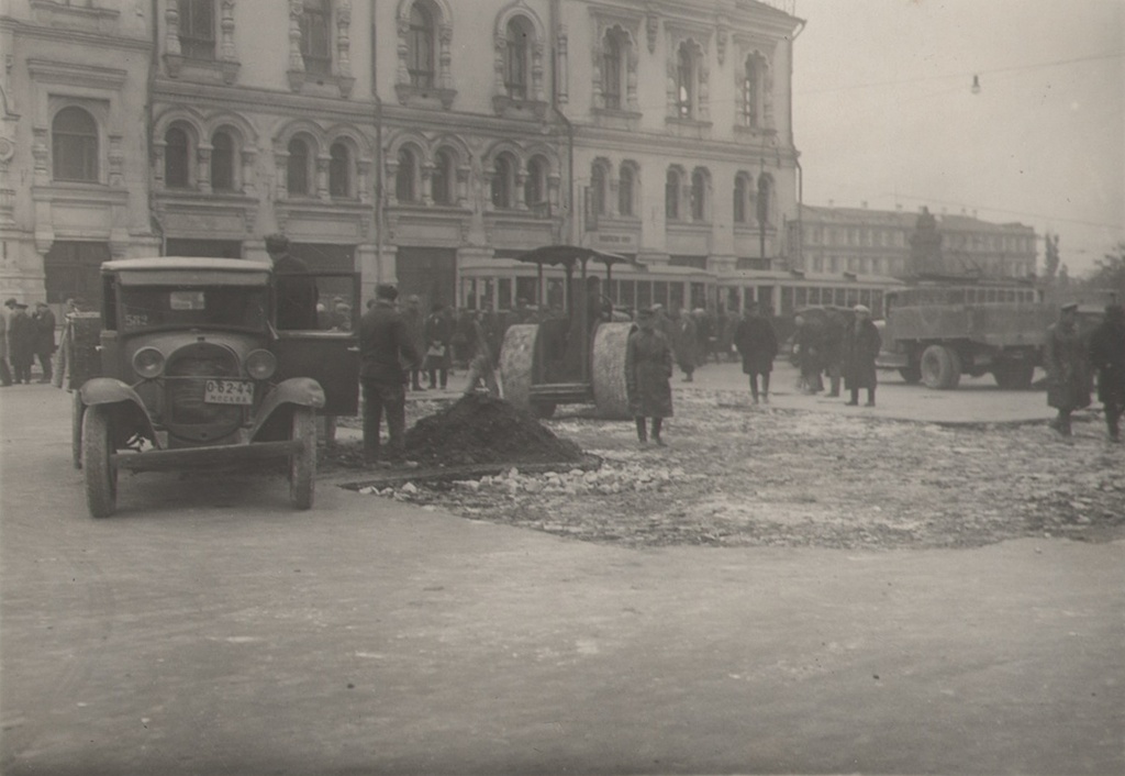 Замощение улицы после сноса Китайгородской стены, 1934 год, г. Москва