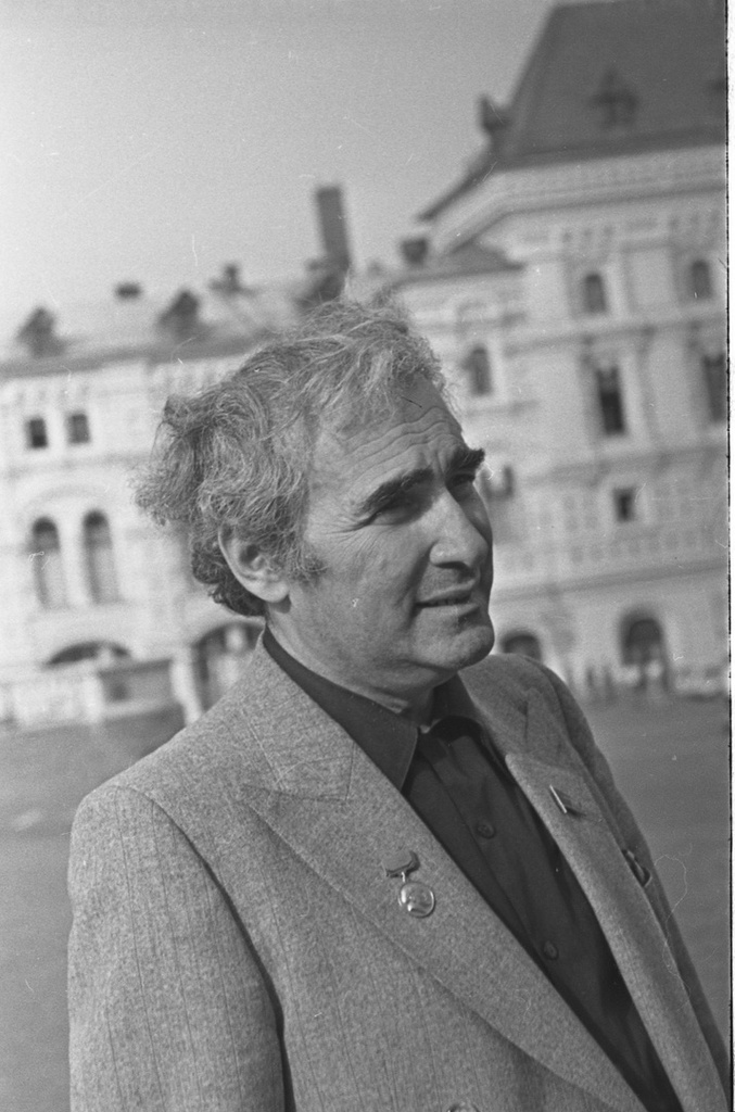 Фото "Писатель Нодар Думбадзе на VII съезде писателей СССР", июль 1981 ...