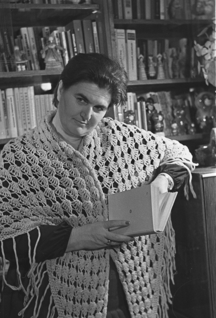 Фото \"Писательница Нелли Тарба\", 25 февраля 1982 - История России в ...