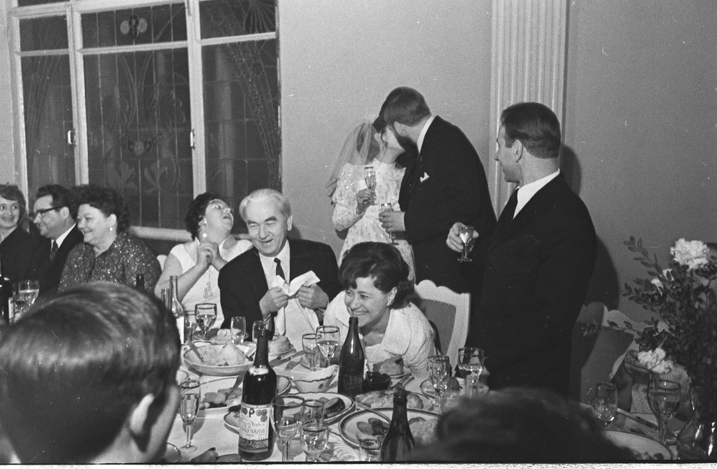 Свадьба сына литературоведа и писателя Юрия Прокушева, 5 февраля 1972