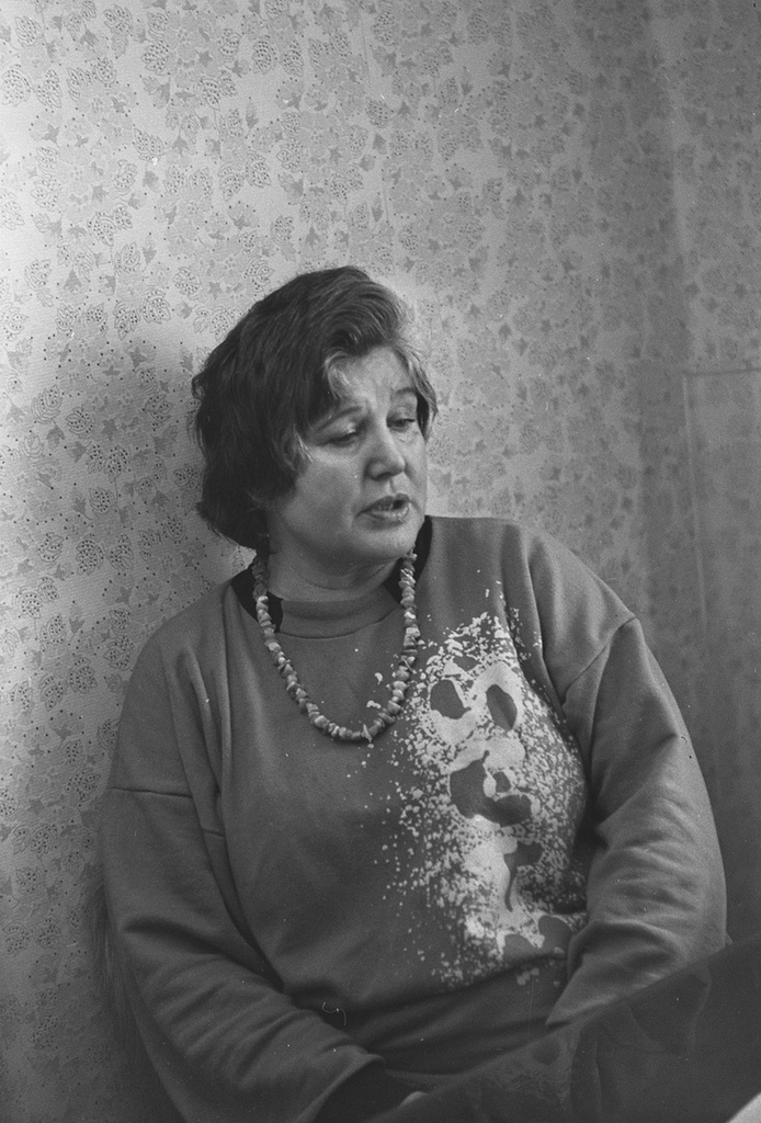 Фото "Писательница Ида Сухарь", 29 апреля 1992 - История России в ...