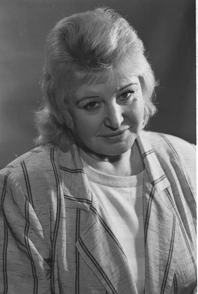 Фото "Писательница Ида Сухарь", 20 октября 1999 - История России в ...