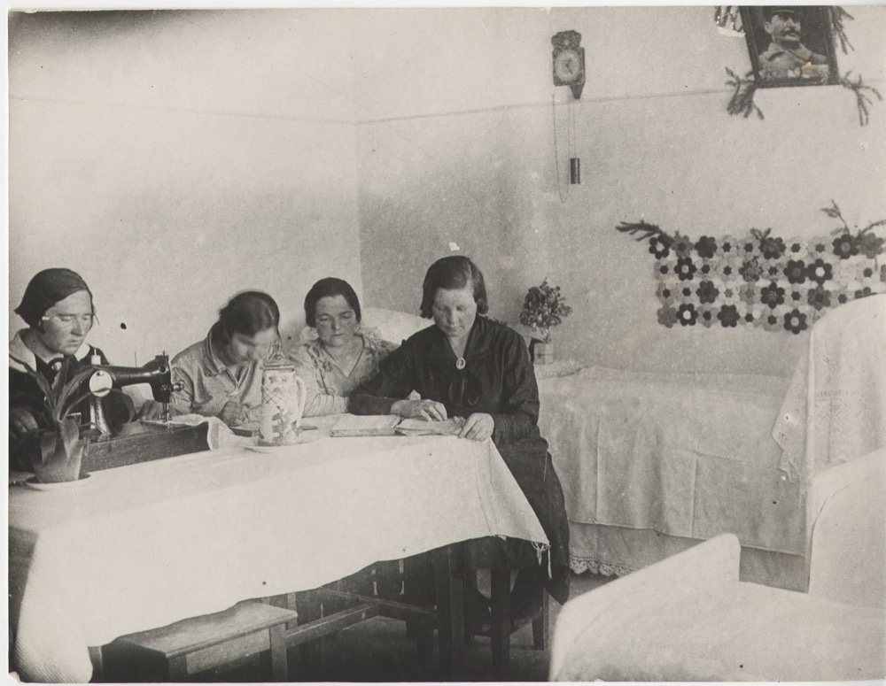Общежитие для рабочих завода «Прожекторстрой», 1935 год, г. Москва
