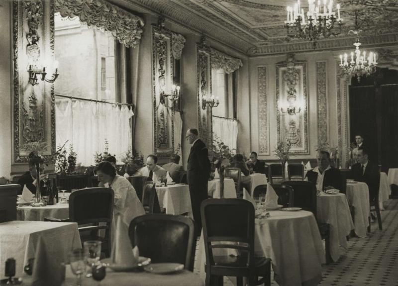 Ресторан гостиницы «Савой», 1930-е, г. Москва