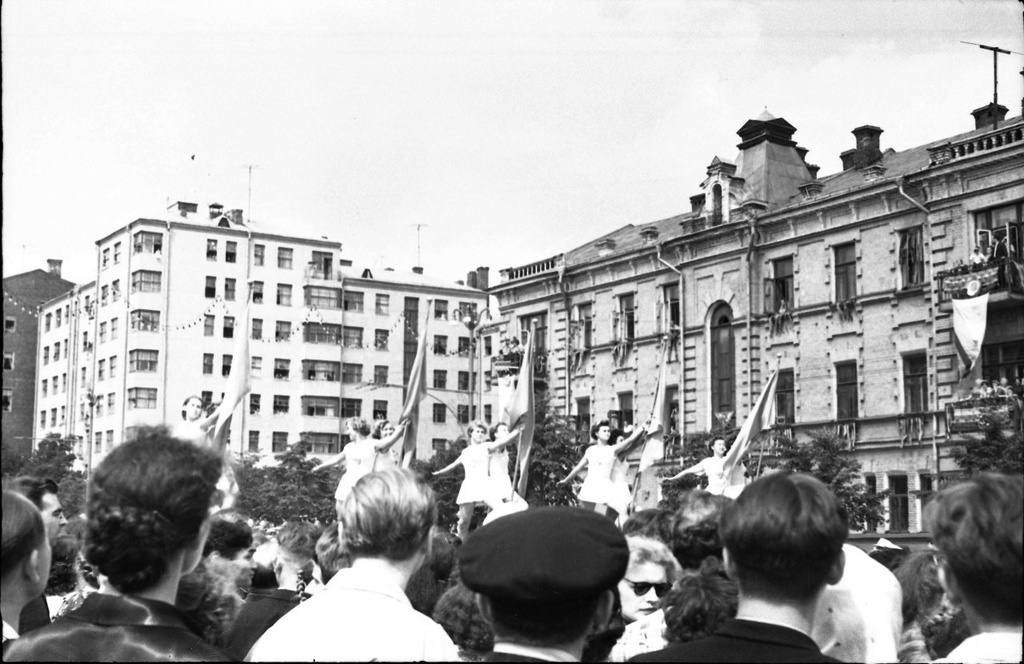 Фото "VI Всемирный фестиваль молодежи и студентов в Москве", 28 июля ...