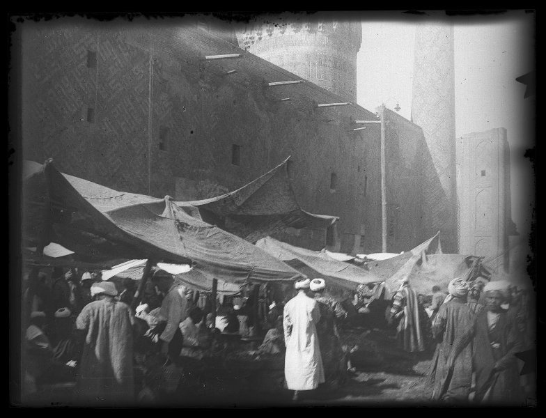 Регистан. Рынок у стен медресе Шердор, 1926 - 1935, Узбекская ССР, г. Самарканд