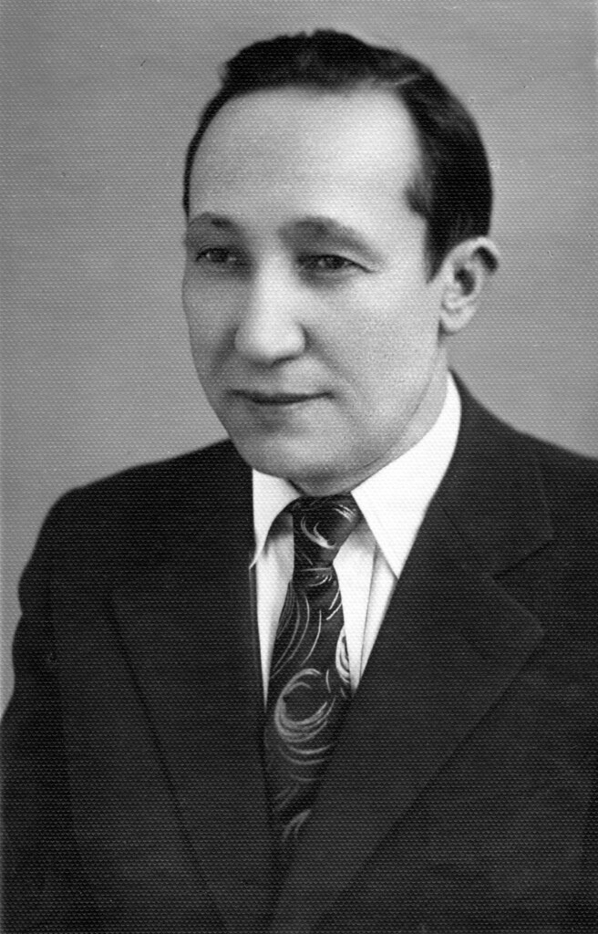 Фото "Гидрогеолог и географ Уфа Ахмедсафин", январь 1960 - История ...