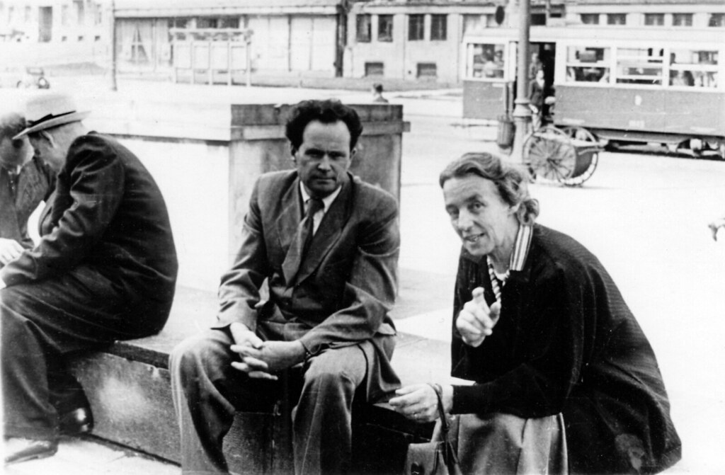 Фото "Секретарь Егоров, геологи Николай Семененко, Кузьма Власов и ...