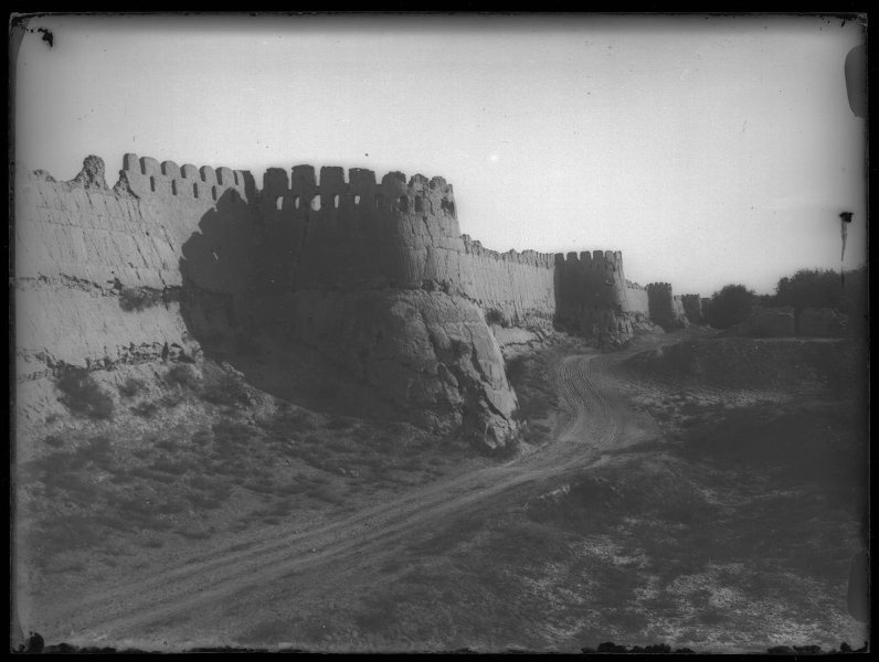 Фото "Крепостная стена", 1926 - 1935, Узбекская ССР, г. Бухара ...