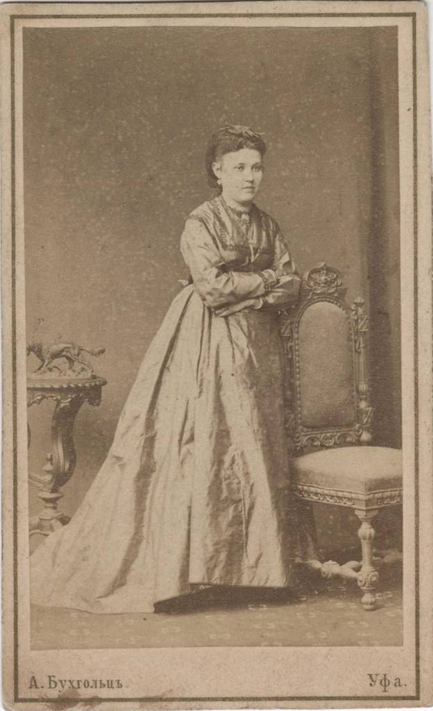 Женский портрет, 1869 - 1873, г. Уфа