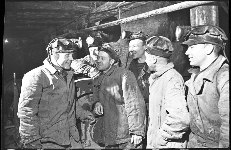 Фото "На горно-обогатительном комбинате «Апатит». Горняки", 1955 - 1965 ...