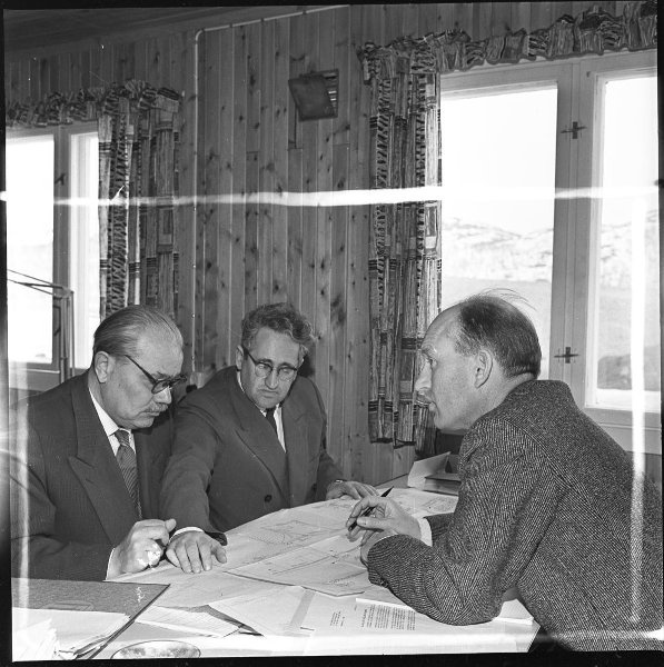 Фото \"Строительство Борисоглебской ГЭС. Инженеры и проектировщики ...