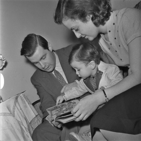 Фото "Скрипач Игорь Безродный с женой, скрипачкой Светланой Безродной и ...