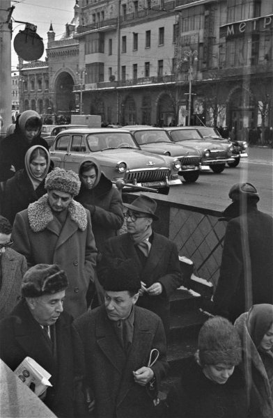 Мэр Флоренции Джорджио Ла Пира в центре Москвы, 1957 - 1963, г. Москва