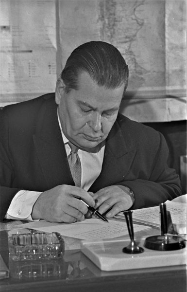 Советский экономист, дипломат Сергей Сергеевич Михайлов, 1957 - 1965