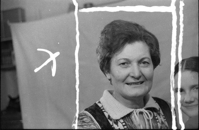 Надежда Козлова (справа) и неизвестная, 1983 год