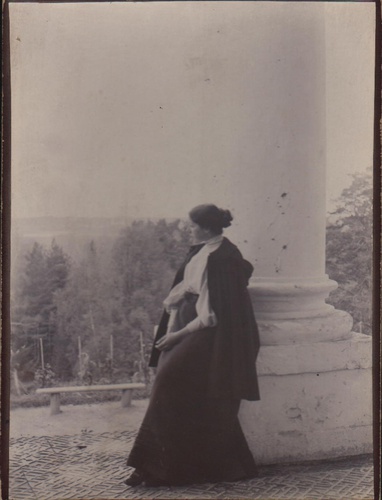 Мария Васильевна Якунчикова, 1890 - 1902