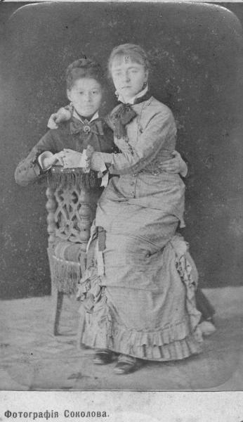 Портрет двух девушек, 1870 - 1880. 