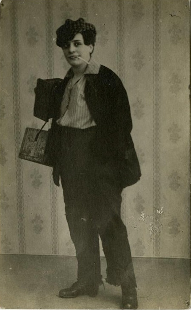 Портрет в роли, 1916 год