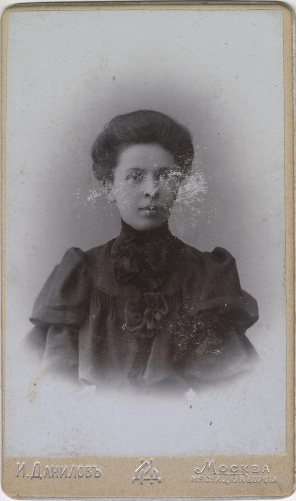 Женский портрет, 1904 - 1907, г. Москва. Коллодион.