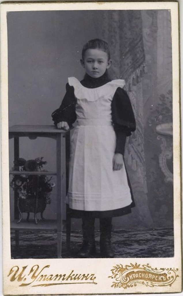 Портрет девочки, 1906 год, г. Красноярск. Предположительно, Лида Черемных.