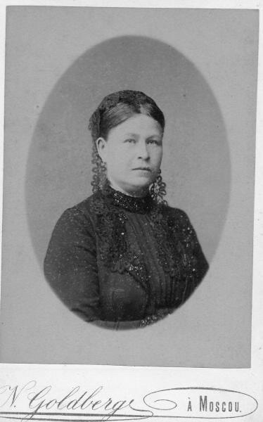 Женский портрет, 1880 - 1890, г. Москва. Альбуминовая печать.
