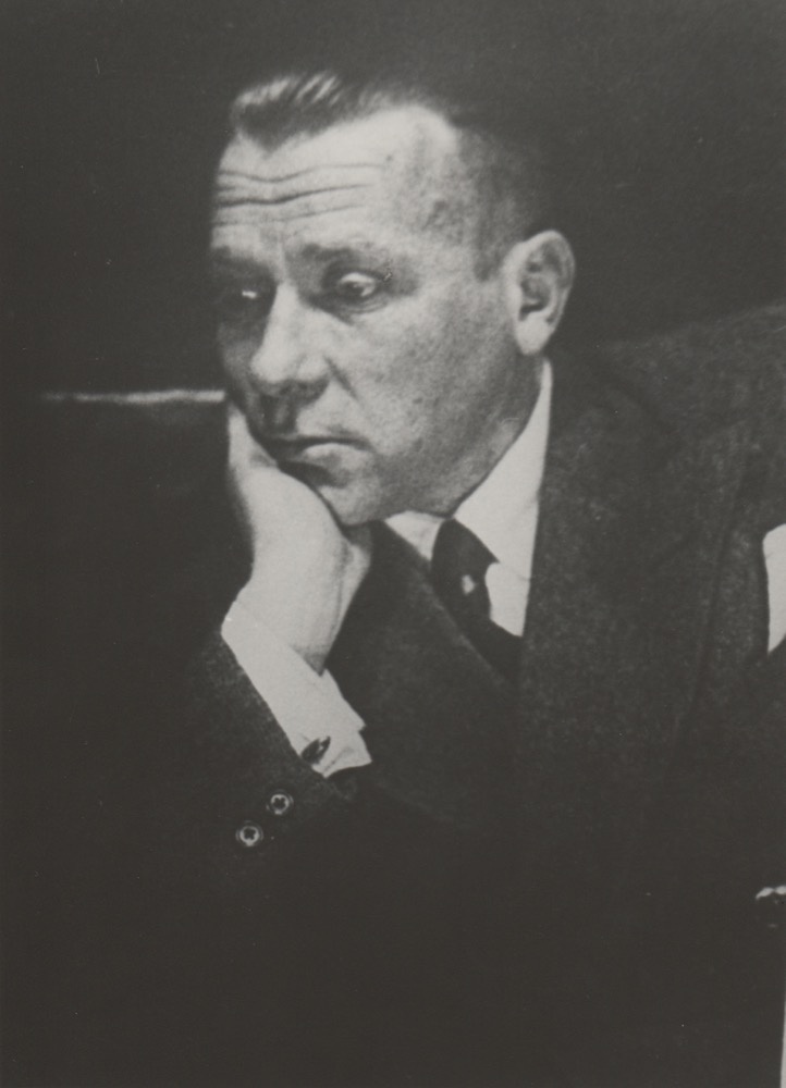 Михаил Булгаков, 15 февраля 1936, г. Москва. Видеолекция «Дома Булгакова в Москве» и выставка «Михаил Булгаков» с этой фотографией.