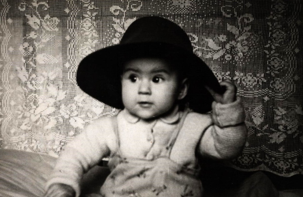 Папина дочка, январь 1958, Румынская Народная Республика, г. Бухарест