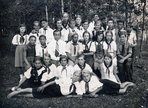 Отряд в пионерском лагере, 17 июля 1940, г. Чехов, станция Лопасня