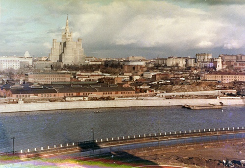 Вид в сторону Краснопресненской набережной из гостиницы «Украина», 1957 год, г. Москва