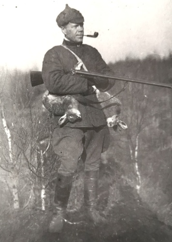 Леонид Сергеевич Блинов  на охоте, 1 ноября 1935 - 31 декабря 1940