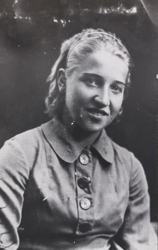 Мария Андреевна Медведева, 1 января 1935 - 1 января 1945