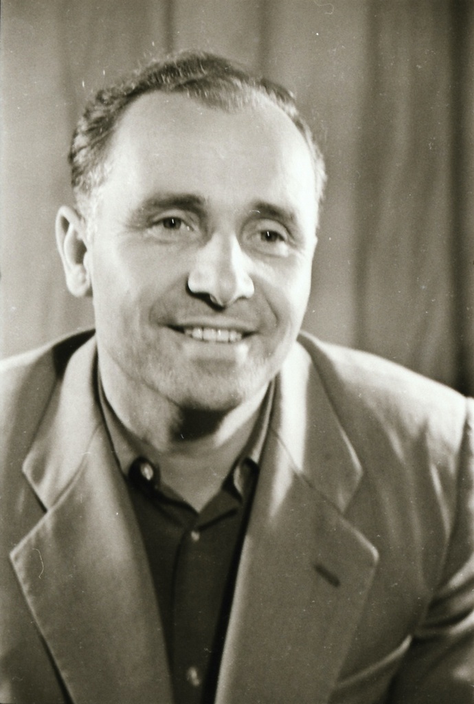 Писатель Михаил Годенко, 4 сентября 1964