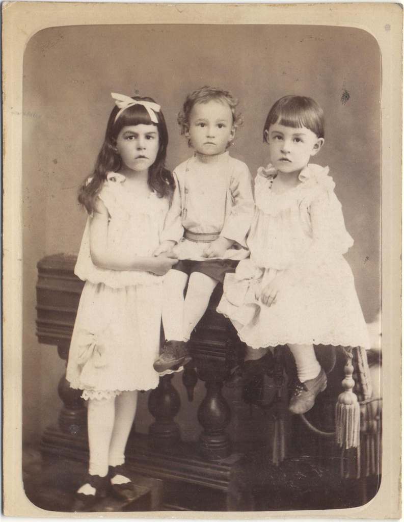 Лариса, Валентина и Евгений Бахаревы, 10 июля 1892, г. Пермь