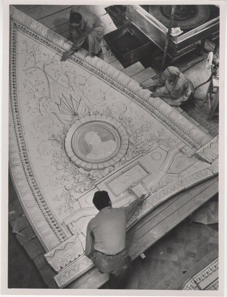Станция метро «Таганская» (кольцевая), монтаж декоративных панно, 1949 год, г. Москва