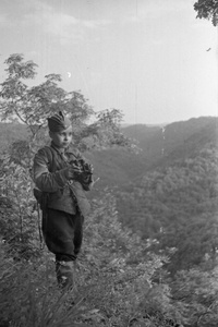 Коля – юный партизан Северного соединения, 1943 год, Крымская АССР. В Зуйских лесах.&nbsp;Разведчик ОМСБОН НКВД СССР «Соколы» Николай Шевченко («Кока»), 1927 года рождения.Выставка «Партизаны Крыма» с этой фотографией.
