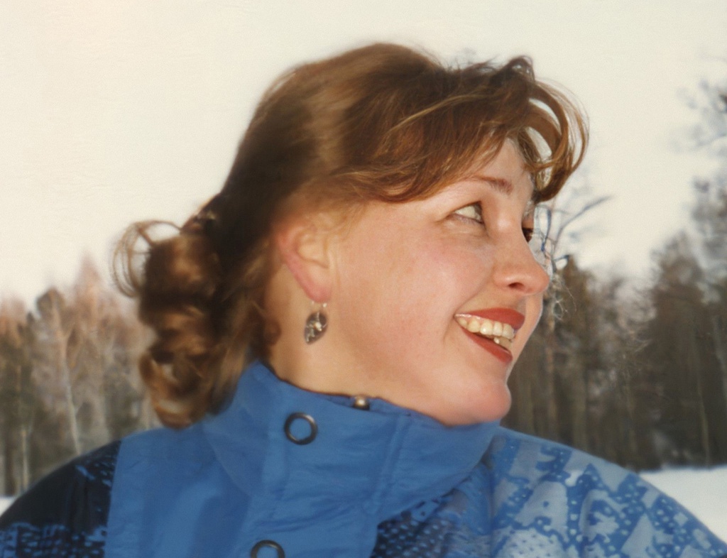 Людмила, 41 год, 8 марта 1997, г. Томск. Людмила Николаевна Чухломина (25.12.1955–28.03.2017). На этом фото 8 марта 1997 года, снятом в городе Томске, на горнолыжном склоне в Академгородке, Людмиле 41 год.