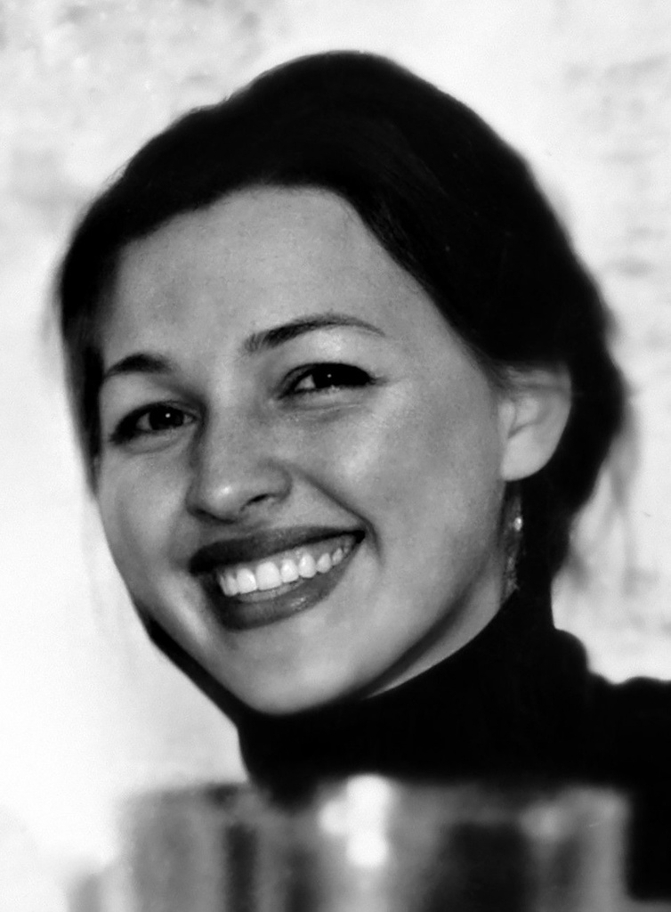 Людмила, 22 года, ноябрь 1978, г. Томск. Людмила Николаевна Чухломина (25.12.1955–28.03.2017). На этом фото ноября 1978 года Людмиле (в то время Фомкиной) 22 года.