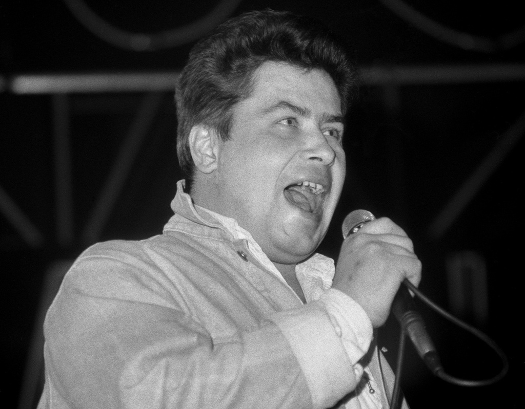 Николай Вячеславович Расторгуев, 1991 год, г. Москва. Выставка «Николай Расторгуев, 1991 год» с этой фотографией.