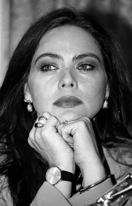 Итальянская актриса Орнелла Мути во время посещения Москвы, 19 октября 1995, г. Москва
