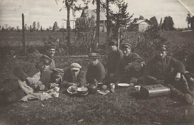 Привал, 1920-е