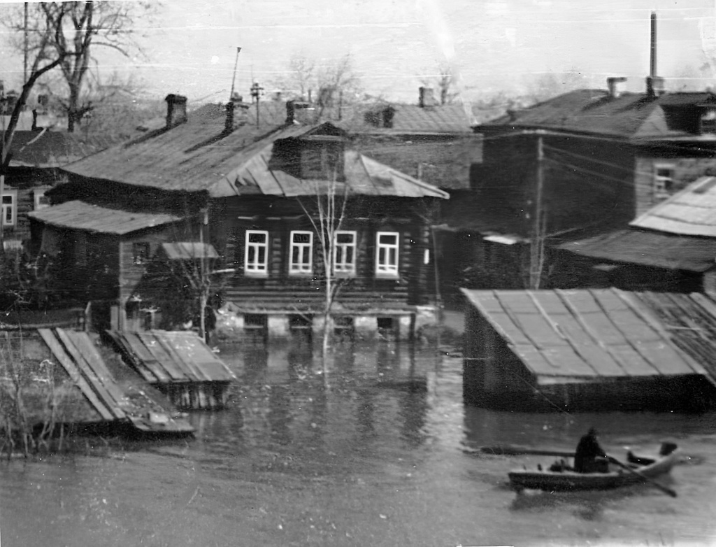 Улица Затинная во время рекордного паводка 1970 года, апрель 1970, Рязанская обл., г. Рязань