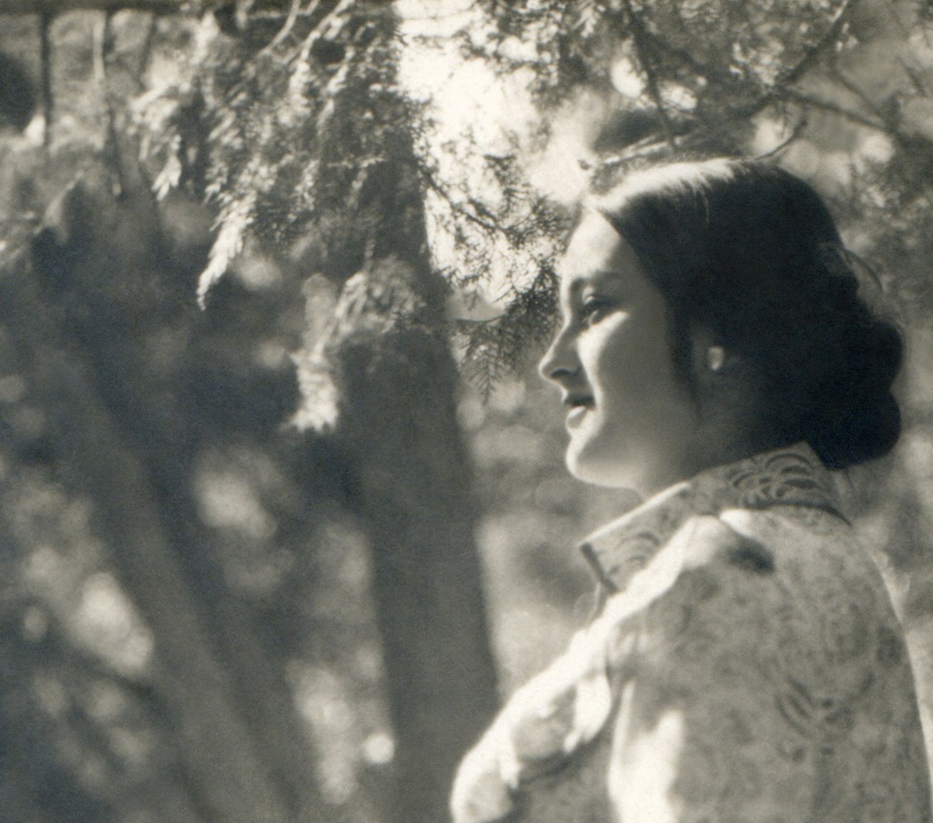 Портрет жены, 1929 год, Туркменская ССР, г. Ашхабад