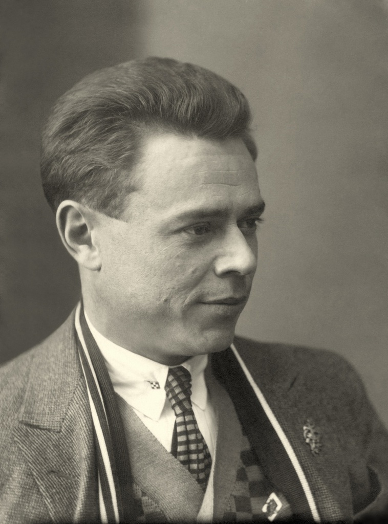 Автопортрет, 1935 год, г. Москва