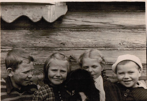 Друзья, 1944 - 1945