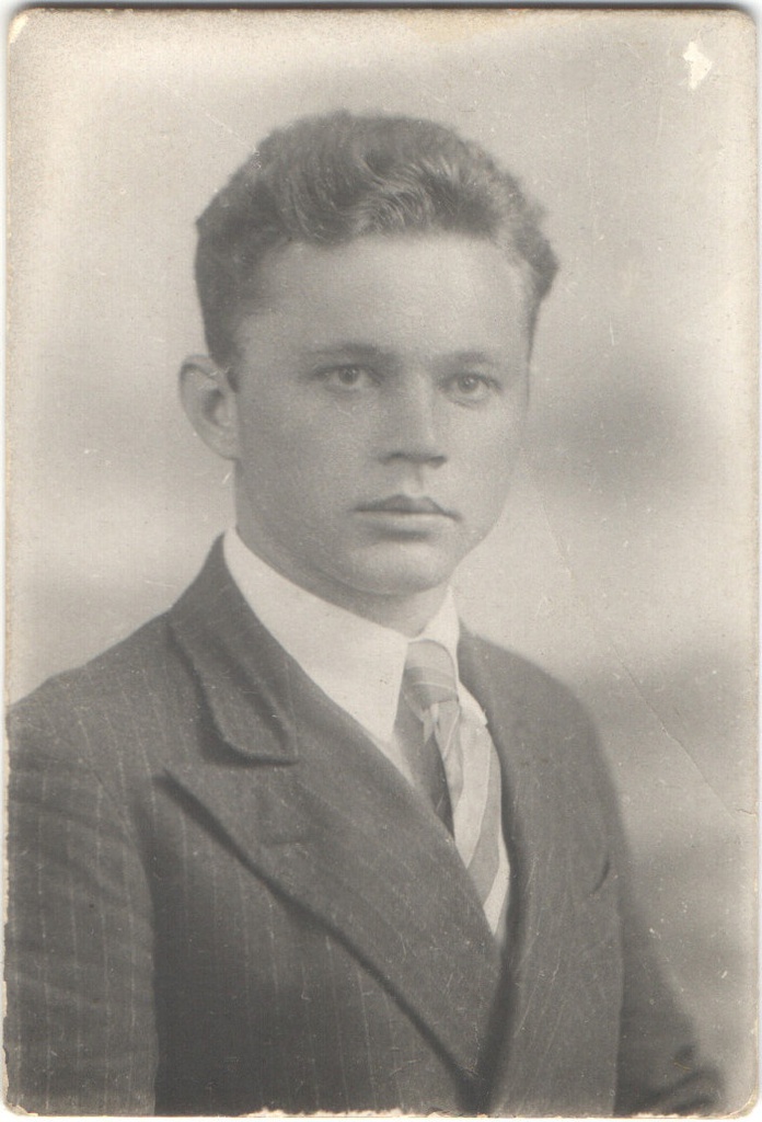 Портрет молодого мужчины, 12 марта 1937, г. Кзыл-Орда. Ныне город Кызылорда (Казахстан).