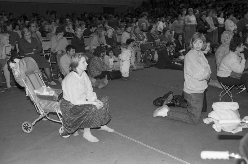 Оздоровительный сеанс психотерапевта Анатолия Кашпировского, 30 сентября 1991, г. Москва. Дворец спорта «Динамо».